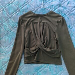 Women's green long sleeve top